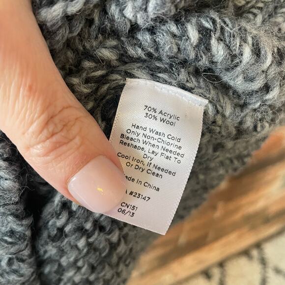 Talbots Chunky Knit Sweater Gray Size Large Sailor Collar Cardigan Buttons Cozy - Picture 6 of 6